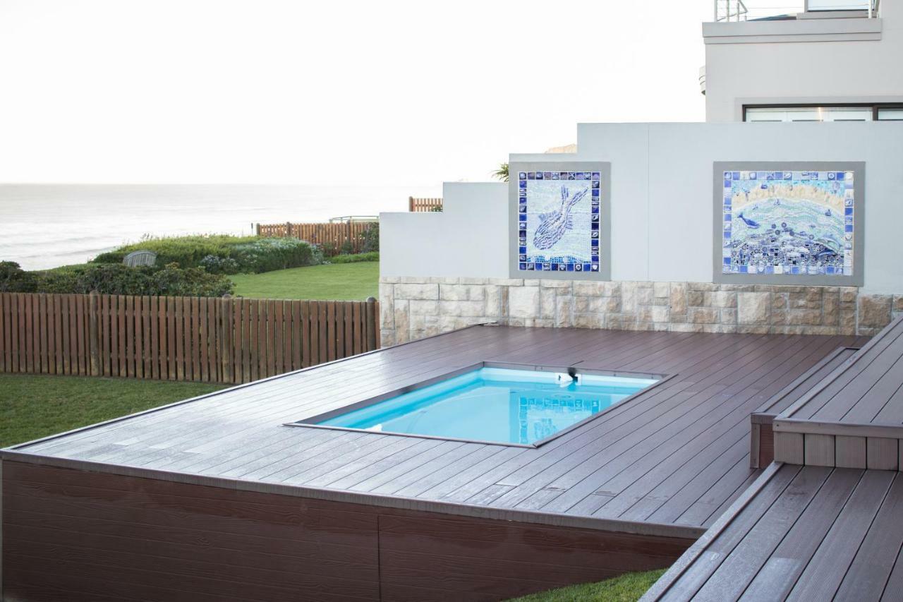 Ichtus Seafront B&B Sedgefield Esterno foto